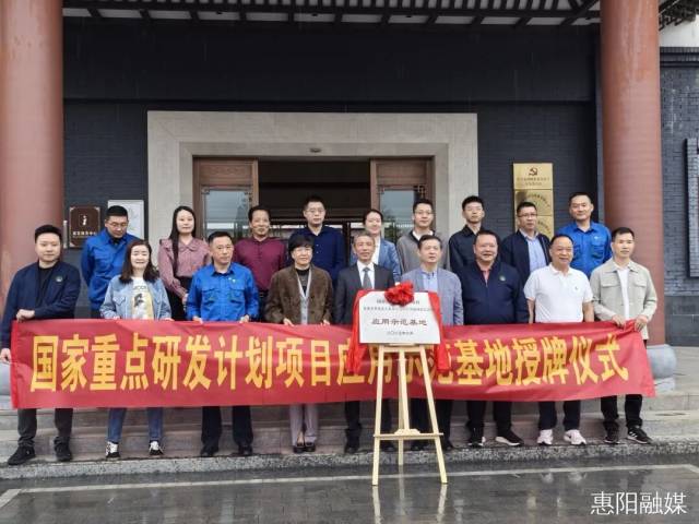 mg冰球突破奢华版(试玩)官方网站